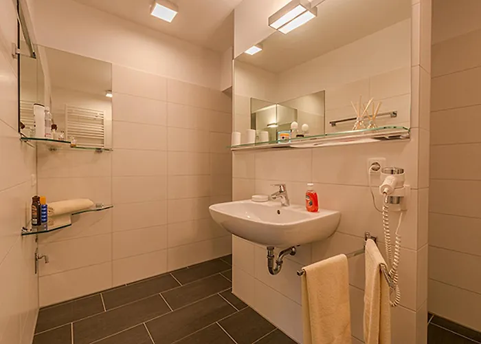 Les Belles, Haus Bastien, Fw Charmant, Whg 7 * Zingst